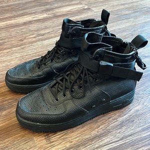 Nike SF Air Force 1 Mid